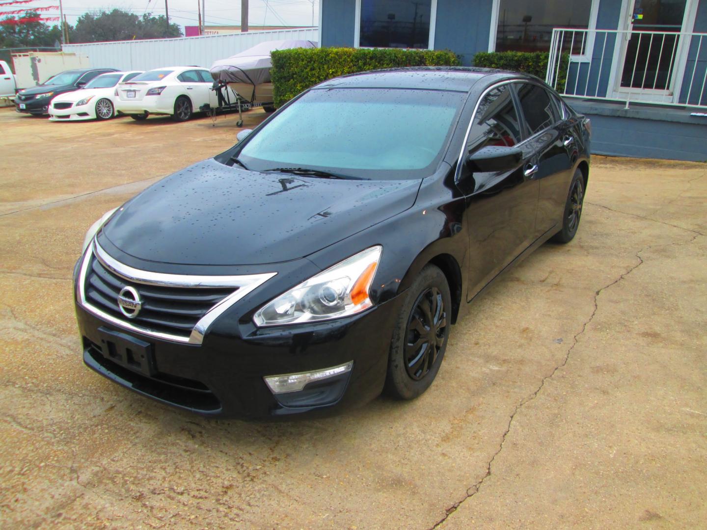 2015 BLACK /BLACK Nissan Altima 2.5 S (1N4AL3AP2FC) with an 2.5L L4 DOHC 16V engine, Continuously Variable Transmission transmission, located at 1815 NE 28th St., Fort Worth, TX, 76106, (817) 625-6251, 32.795582, -97.333069 - Photo#0